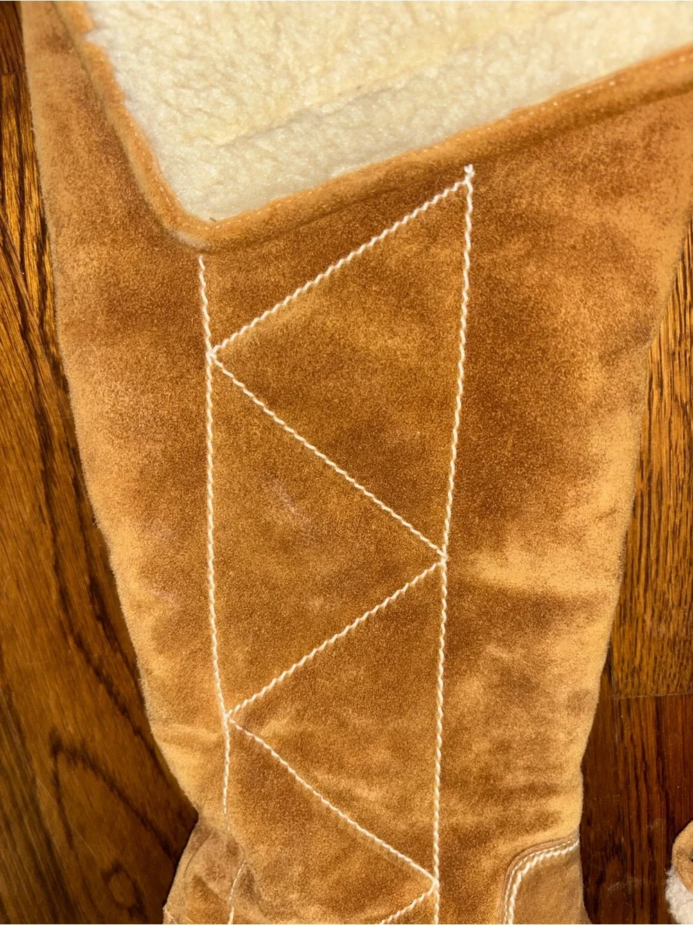 Michael Kors Crosby Vintage Y2K Suede Shearling Wedge 7 Boots Brown Winter Shoes
